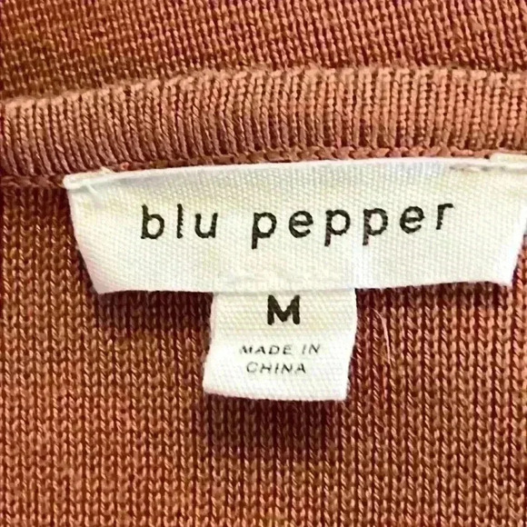 Blu Pepper Women’s Crop Top Medium Dusty Rose Cottage Boho Preppy - Picture 2 of 8